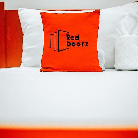 Reddoorz At S & L Apartelle Daraga Albay Legazpi Buitenkant foto