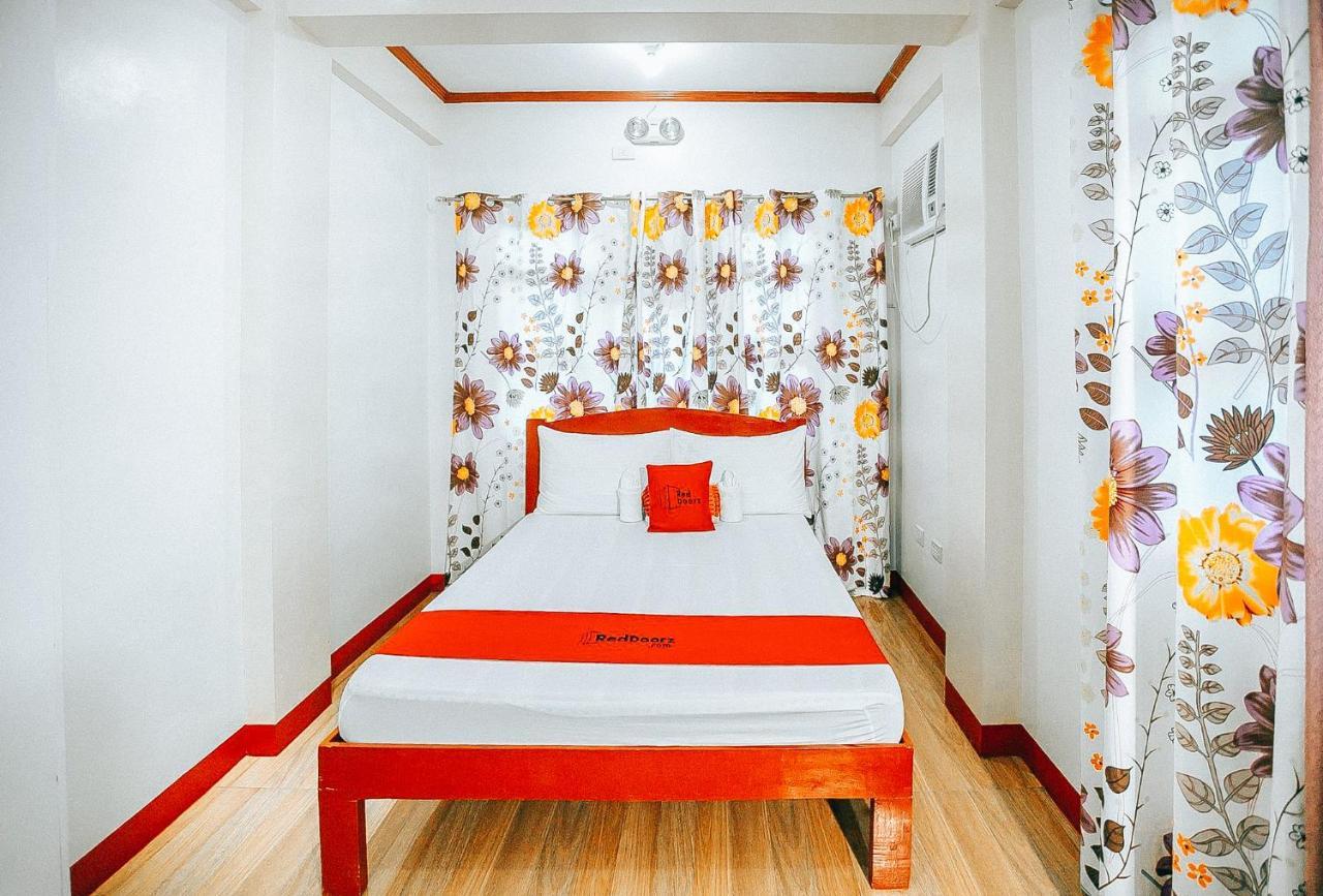 Reddoorz At S & L Apartelle Daraga Albay Hotel Legazpi Buitenkant foto